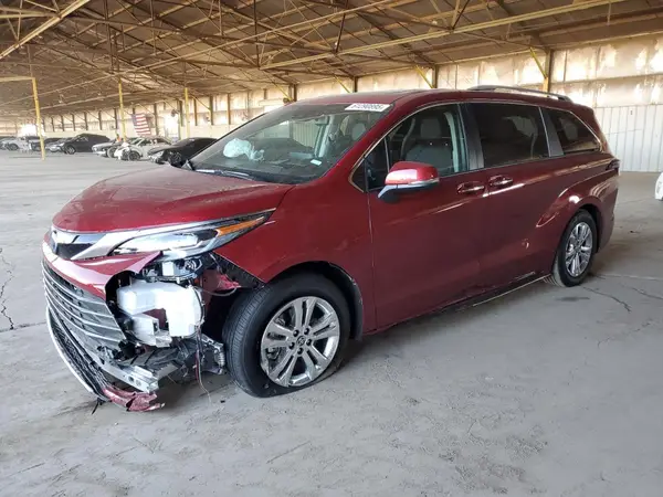 5TDESKFC2RS128067 2024 TOYOTA SIENNA - Image 1