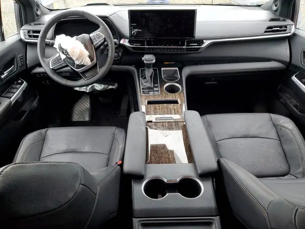 5TDESKFC2SS159325 2025 TOYOTA SIENNA - Image 8