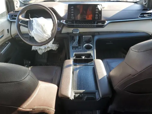 5TDESKFC3MS006052 2021 TOYOTA SIENNA - Image 8