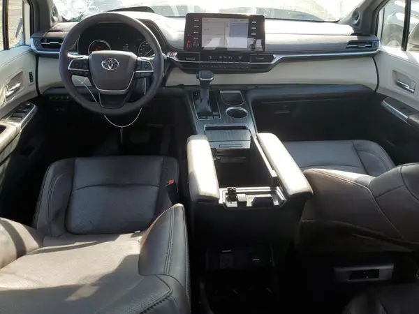5TDESKFC3NS060811 2022 TOYOTA SIENNA - Image 8