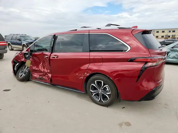 5TDESKFC3SS173234 2025 TOYOTA SIENNA - Image 2