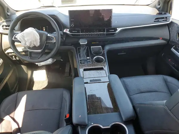 5TDESKFC3SS226580 2025 TOYOTA SIENNA - Image 8
