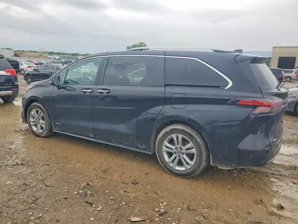5TDESKFC4MS026729 2021 TOYOTA SIENNA - Image 2