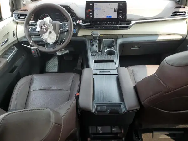 5TDESKFC4NS046187 2022 TOYOTA SIENNA - Image 8