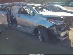 5TDESKFC4NS064950 2022 TOYOTA SIENNA