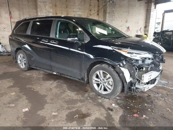 5TDESKFC4PS094324 2023 TOYOTA SIENNA - Image 1