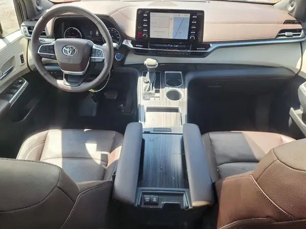 5TDESKFC4RS110587 2024 TOYOTA SIENNA - Image 8