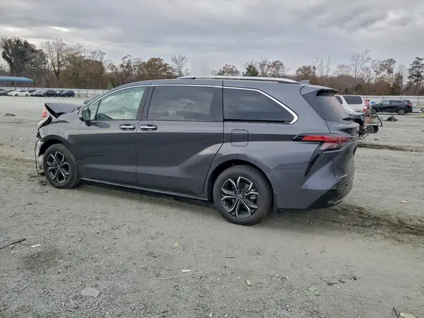 5TDESKFC4SS213045 2025 TOYOTA SIENNA - Image 2