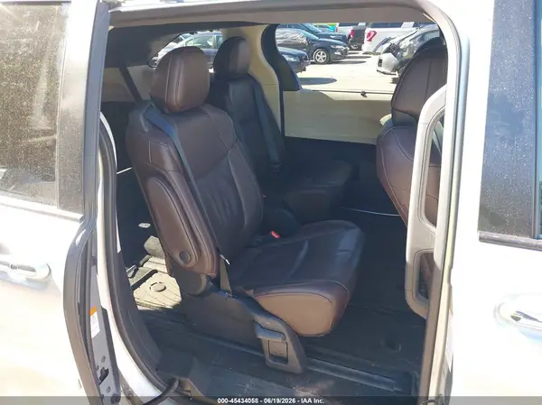 5TDESKFC5MS009485 2021 TOYOTA SIENNA - Image 8