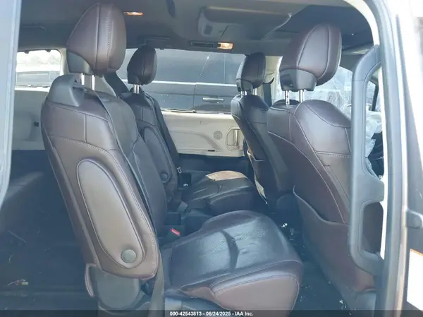 5TDESKFC5MS036024 2021 TOYOTA SIENNA - Image 8