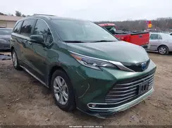5TDESKFC5NS055089 2022 TOYOTA SIENNA