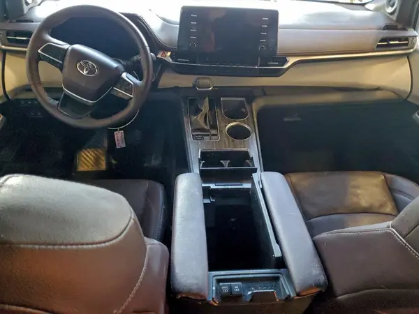 5TDESKFC6PS080683 2023 TOYOTA SIENNA - Image 8