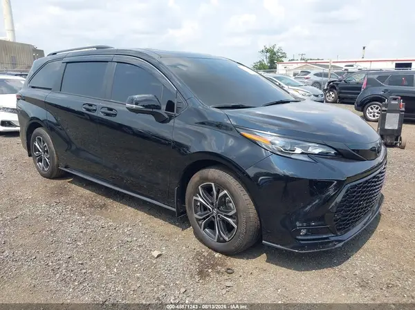 5TDESKFC6TS255816 2026 TOYOTA SIENNA - Image 1