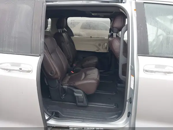 5TDESKFC7MS010282 2021 TOYOTA SIENNA - Image 8