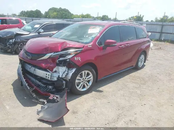 5TDESKFC7PS093314 2023 TOYOTA SIENNA - Image 2