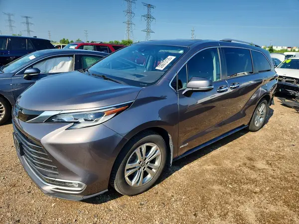 5TDESKFC8MS031349 2021 TOYOTA SIENNA - Image 1