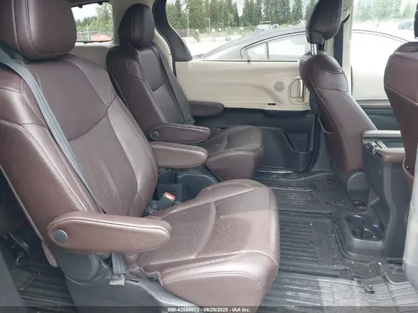 5TDESKFC8MS033098 2021 TOYOTA SIENNA - Image 8