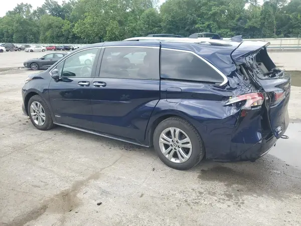 5TDESKFC8MS034235 2021 TOYOTA SIENNA - Image 2