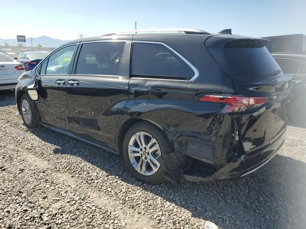 5TDESKFC8PS096450 2023 TOYOTA SIENNA - Image 2