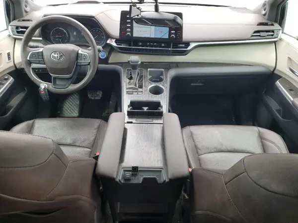5TDESKFC8RS123648 2024 TOYOTA SIENNA - Image 8