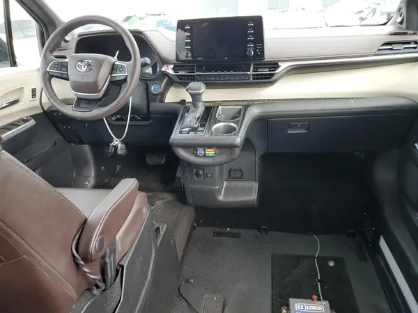 5TDESKFC9NS067374 2022 TOYOTA SIENNA - Image 8