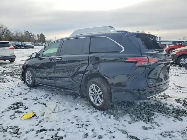 5TDESKFCXNS042094 2022 TOYOTA SIENNA - Image 2