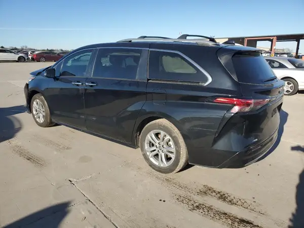 5TDESKFCXNS046761 2022 TOYOTA SIENNA - Image 2