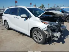 5TDESKFCXNS053712 2022 TOYOTA SIENNA