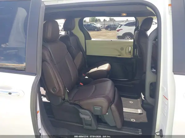 5TDESKFCXRS124736 2024 TOYOTA SIENNA - Image 8