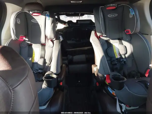 5TDESKFCXRS139110 2024 TOYOTA SIENNA - Image 8