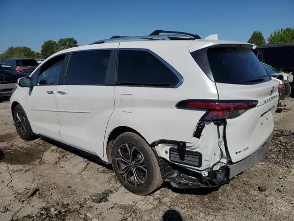 5TDESKFCXSS160352 2025 TOYOTA SIENNA - Image 2