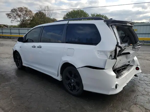 5TDEZ3DC0LS237946 2020 TOYOTA SIENNA - Image 2