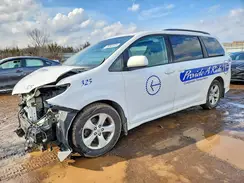 5TDEZ3DC2KS217986 2019 TOYOTA SIENNA