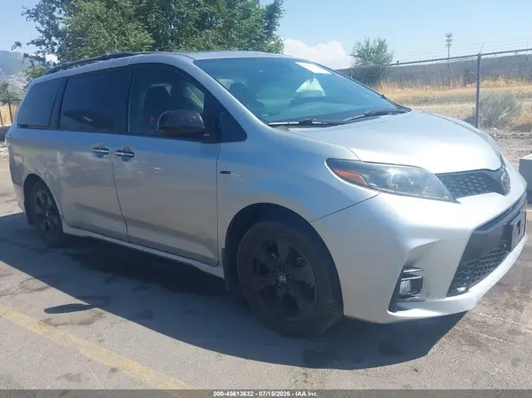 5TDEZ3DC5LS239367 2020 TOYOTA SIENNA - Image 1