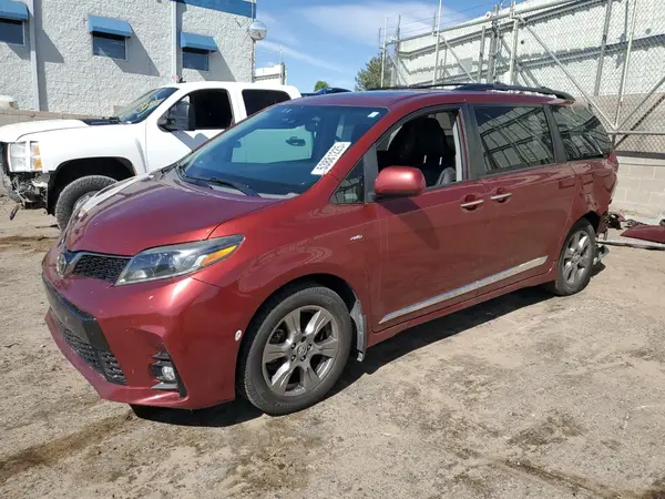 5TDEZ3DC6KS219708 2019 TOYOTA SIENNA - Image 1