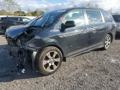 5TDEZ3DC6KS220678 2019 TOYOTA SIENNA
