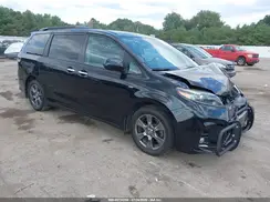 5TDEZ3DC9KS212025 2019 TOYOTA SIENNA