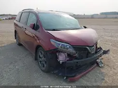 5TDEZ3DC9KS214860 2019 TOYOTA SIENNA