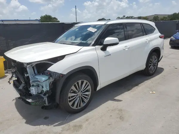5TDFARAH0LS003224 2020 TOYOTA HIGHLANDER - Image 1