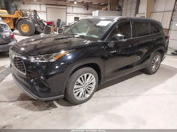 5TDFARAH0MS004908 2021 TOYOTA HIGHLANDER - Image 2