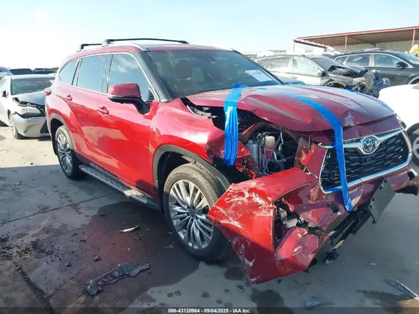 5TDFARAH0PS020563 2023 TOYOTA HIGHLANDER - Image 1
