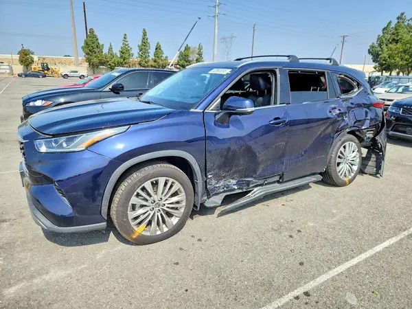 5TDFARAH3PS019990 2023 TOYOTA HIGHLANDER - Image 1
