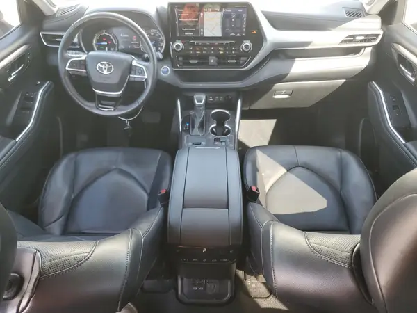 5TDFARAH4NS013435 2022 TOYOTA HIGHLANDER - Image 8
