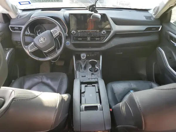 5TDFARAH5MS005262 2021 TOYOTA HIGHLANDER - Image 8