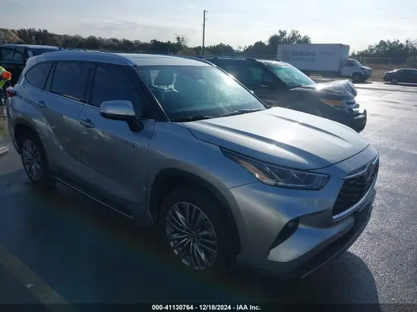 5TDFARAH5MS005584 2021 TOYOTA HIGHLANDER - Image 1