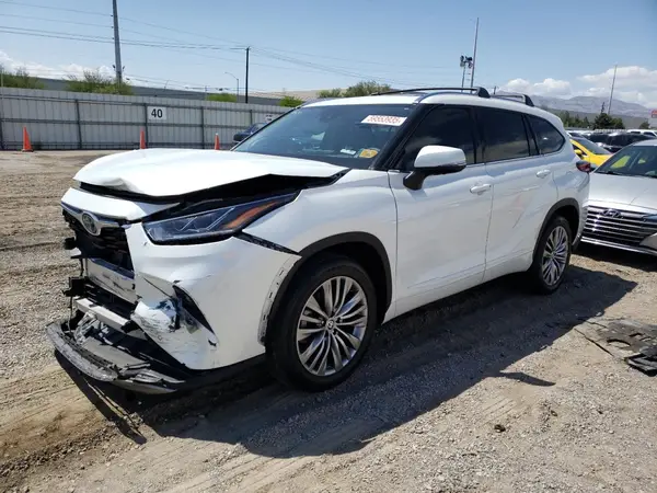 5TDFARAH5NS012746 2022 TOYOTA HIGHLANDER - Image 1