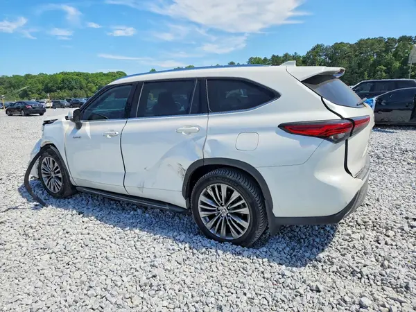 5TDFARAH6MS004699 2021 TOYOTA HIGHLANDER - Image 2