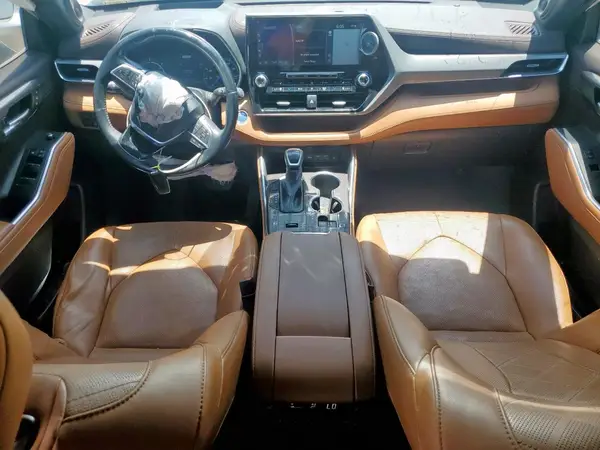 5TDFARAH6MS009448 2021 TOYOTA HIGHLANDER - Image 8