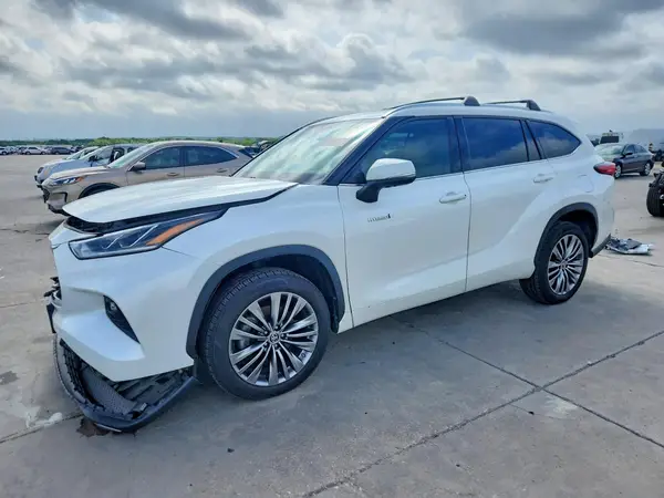 5TDFARAH7MS010351 2021 TOYOTA HIGHLANDER - Image 1