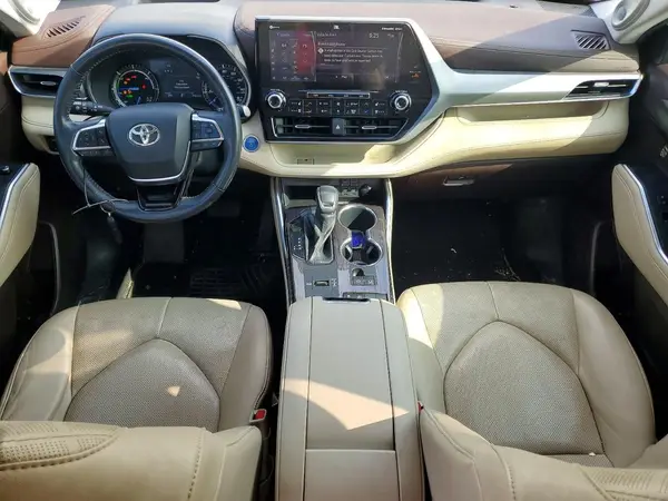 5TDFARAH8MS009421 2021 TOYOTA HIGHLANDER - Image 8